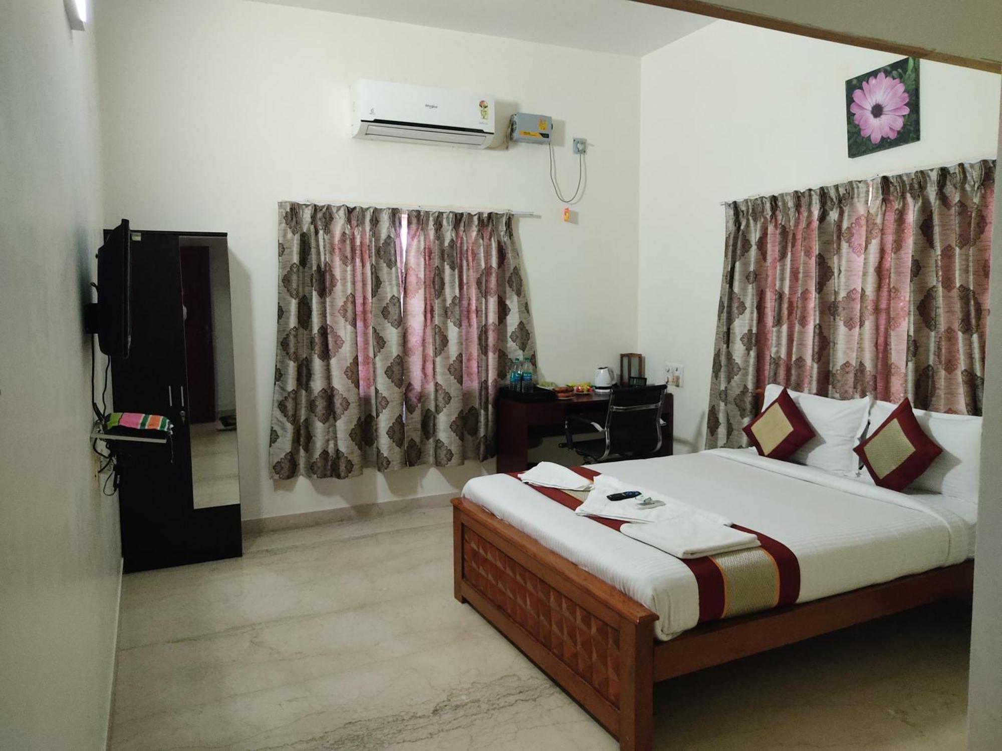 Iris Comfort Inn Chennai Exterior foto