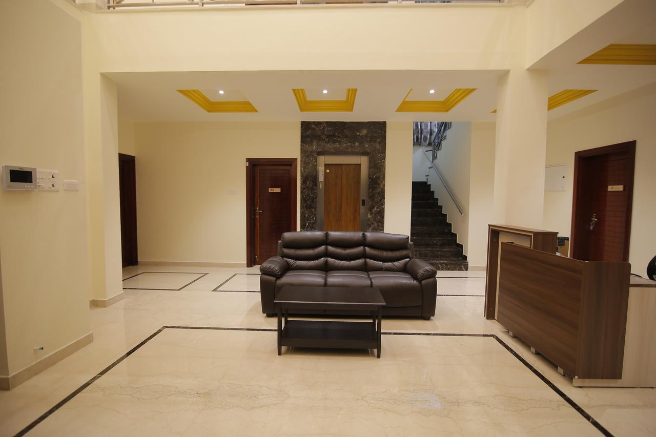 Iris Comfort Inn Chennai Exterior foto